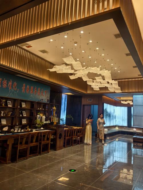 成都桑拿按摩_成都桑拿是一种什么体验_成都哪里有服务好的桑拿